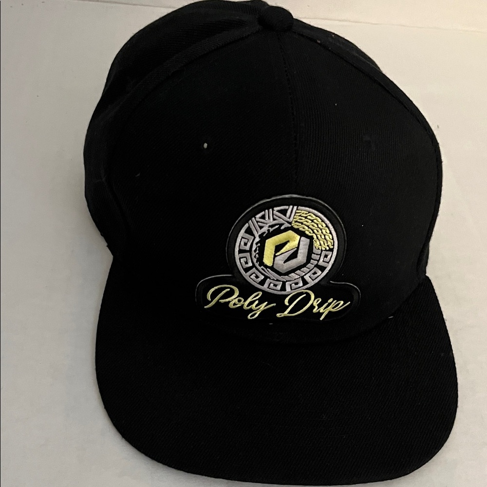 Poly Drip snap back hat